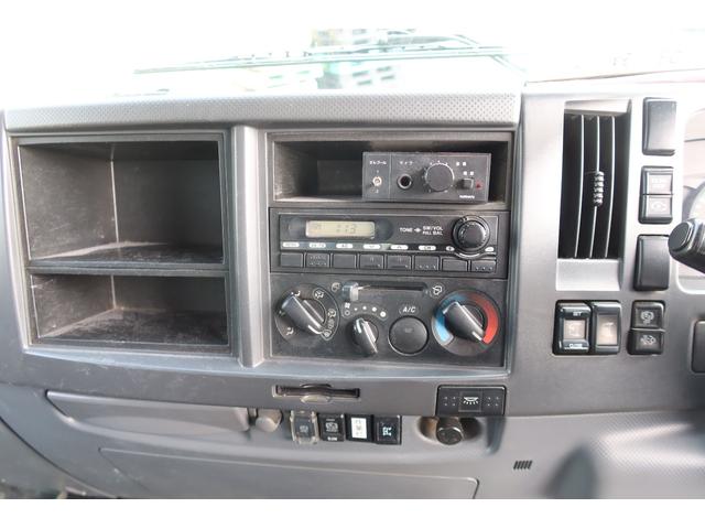 フォワード 　新明和　プレスパッカー車　８．２立米　汚水タンク付　連続スイッチ付　積載１７５０ｋｇ（70枚目）