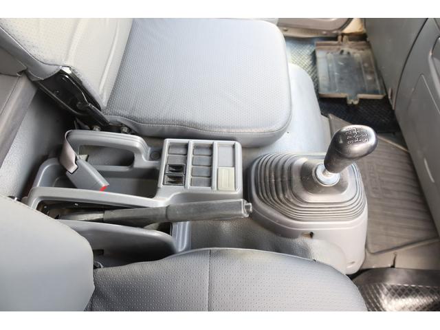 フォワード 　新明和　プレスパッカー車　８．２立米　汚水タンク付　連続スイッチ付　積載１７５０ｋｇ（73枚目）