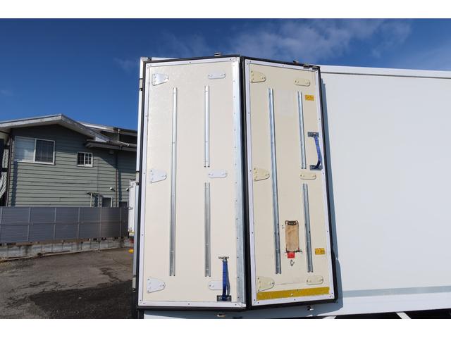 エルフトラック 　ワイド　冷蔵冷凍車　－５度設定　東プレ　内寸４２８０×１９４０　Ｈ１９１０（14枚目）
