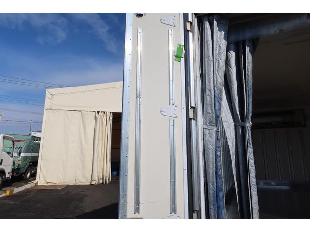 エルフトラック 　ワイド　冷蔵冷凍車　－５度設定　東プレ　内寸４２８０×１９４０　Ｈ１９１０（15枚目）