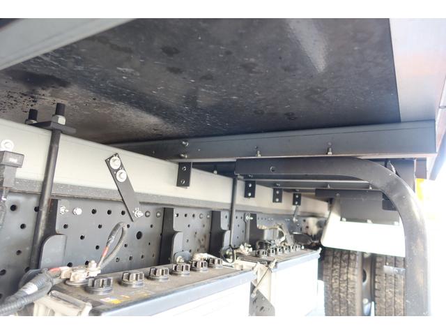 エルフトラック 　ワイド　冷蔵冷凍車　－５度設定　東プレ　内寸４２８０×１９４０　Ｈ１９１０（39枚目）