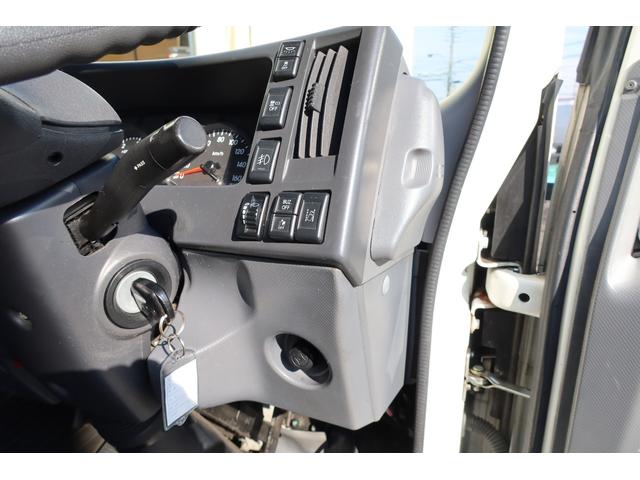 エルフトラック 　ワイド　冷蔵冷凍車　－５度設定　東プレ　内寸４２８０×１９４０　Ｈ１９１０（52枚目）