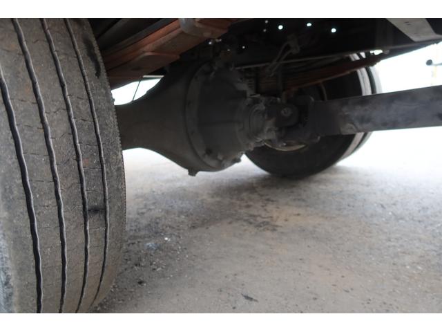 フォワード 　アルミブロック平ボディー　ベッド付　荷台内寸６２２０×２２２０　左右アオリＨ５００　後アオリＨ４００　床フック７対（24枚目）