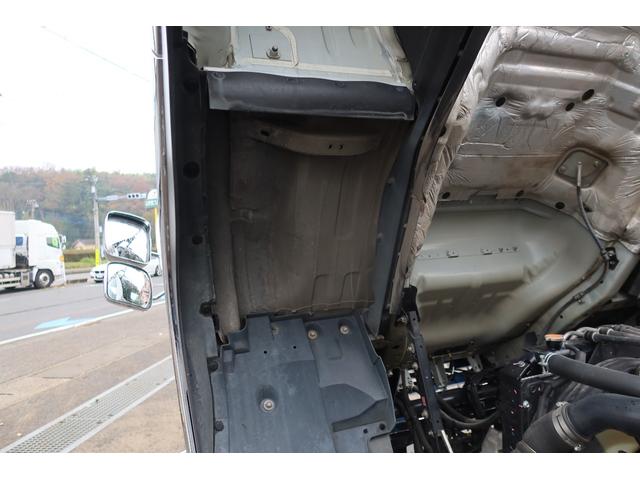 フォワード 　アルミブロック平ボディー　ベッド付　荷台内寸６２２０×２２２０　左右アオリＨ５００　後アオリＨ４００　床フック７対（51枚目）