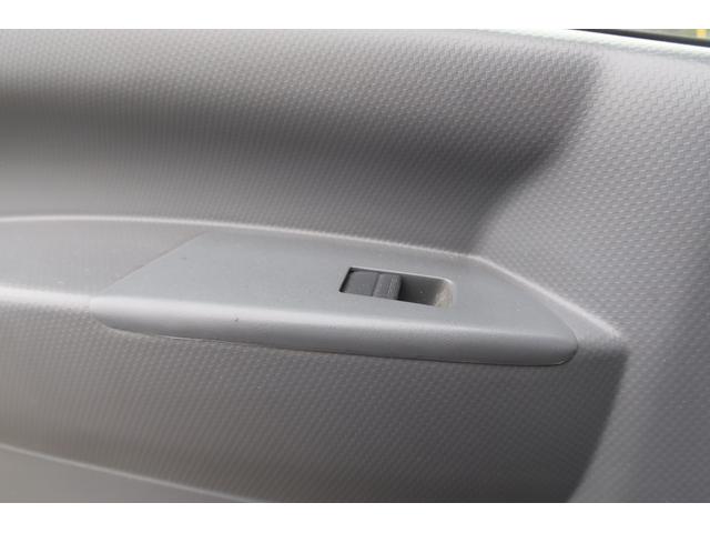 フォワード 　アルミブロック平ボディー　ベッド付　荷台内寸６２２０×２２２０　左右アオリＨ５００　後アオリＨ４００　床フック７対（73枚目）