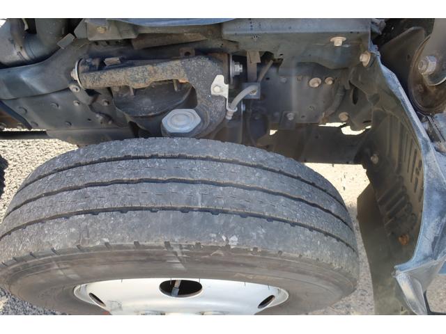 エルフトラック 　標準ロング平ボディー　積載３０００ｋｇ　荷台内寸４３５０×１７９０（34枚目）