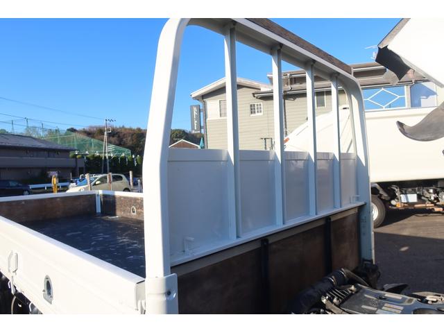 エルフトラック 　標準ロング平ボディー　積載３０００ｋｇ　荷台内寸４３５０×１７９０（38枚目）