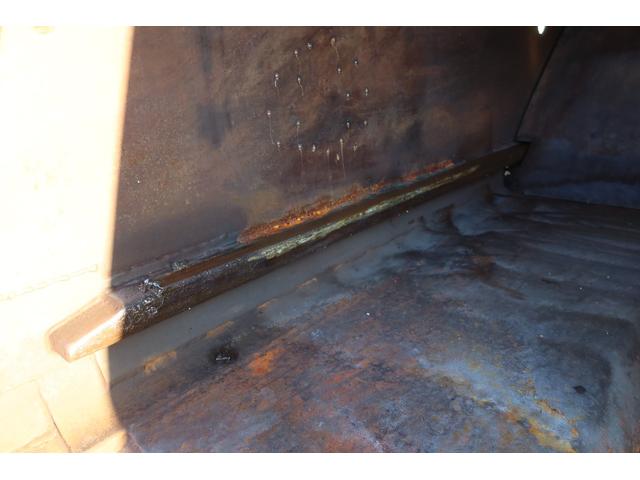 エルフトラック 　極東　プレスパッカー車　４．２立米　汚水タンク付　積載２０００ｋｇ　左スライドドア（27枚目）