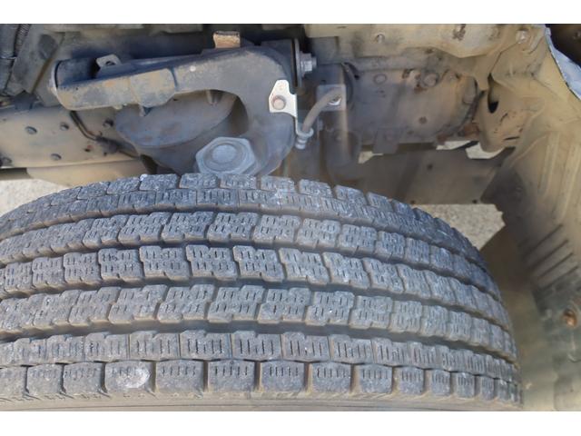 エルフトラック 　極東　プレスパッカー車　４．２立米　汚水タンク付　積載２０００ｋｇ　左スライドドア（39枚目）