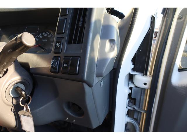 エルフトラック 　極東　プレスパッカー車　４．２立米　汚水タンク付　積載２０００ｋｇ　左スライドドア（64枚目）