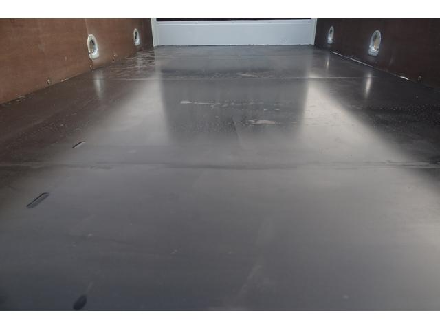 ダイナトラック 　１０尺　平ボディー　積載２０００ｋｇ　荷台内寸３１００×１５９０（10枚目）