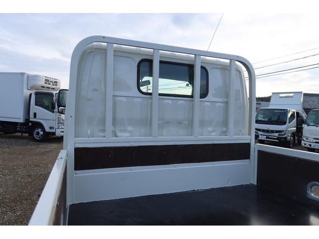 ダイナトラック 　１０尺　平ボディー　積載２０００ｋｇ　荷台内寸３１００×１５９０（13枚目）