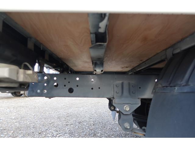 ダイナトラック 　１０尺　平ボディー　積載２０００ｋｇ　荷台内寸３１００×１５９０（22枚目）