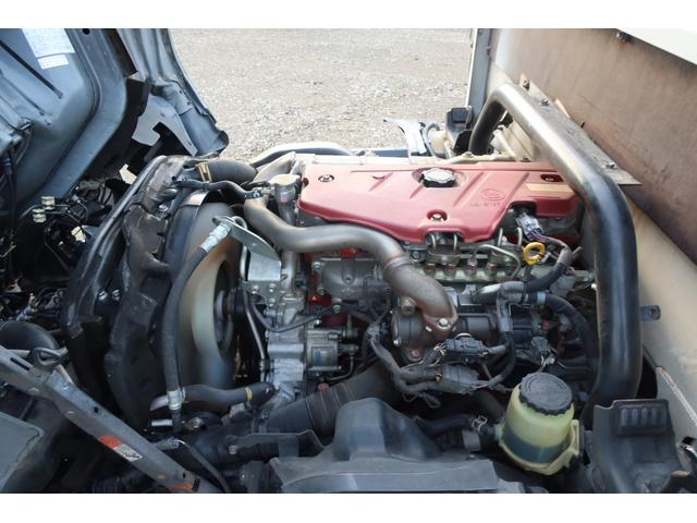 ダイナトラック 　１０尺　平ボディー　積載２０００ｋｇ　荷台内寸３１００×１５９０（33枚目）