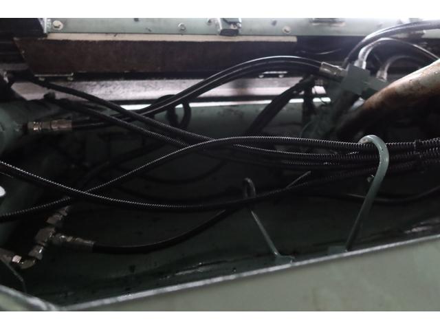 デュトロ 　新明和　巻込みパッカー車　５．１立米　汚水タンク付　連続スイッチ付　積載２０００ｋｇ（16枚目）