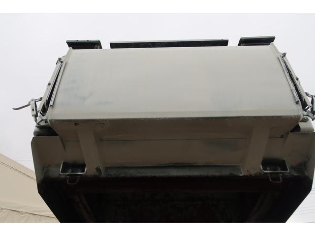 デュトロ 　新明和　巻込みパッカー車　５．１立米　汚水タンク付　連続スイッチ付　積載２０００ｋｇ（21枚目）