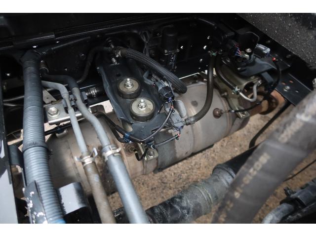 デュトロ 　新明和　巻込みパッカー車　５．１立米　汚水タンク付　連続スイッチ付　積載２０００ｋｇ（49枚目）