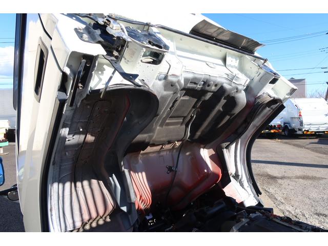 キャンター 　極東　強化ダンプ　積載３０００ｋｇ（35枚目）