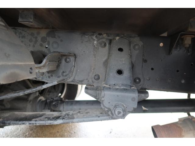 エルフトラック 　標準ロング平ボディー　アルミブロック　積載２０００ｋｇ（37枚目）