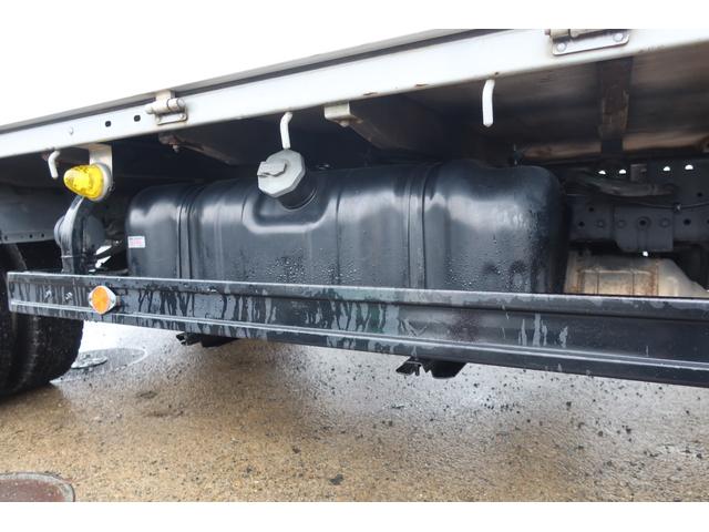 エルフトラック 　標準ロング平ボディー　アルミブロック　積載２０００ｋｇ（38枚目）