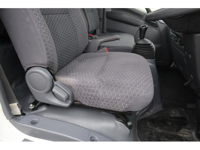 エルフトラック 　標準ロング平ボディー　アルミブロック　積載２０００ｋｇ（52枚目）