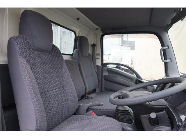 エルフトラック 　標準ロング平ボディー　アルミブロック　積載２０００ｋｇ（53枚目）