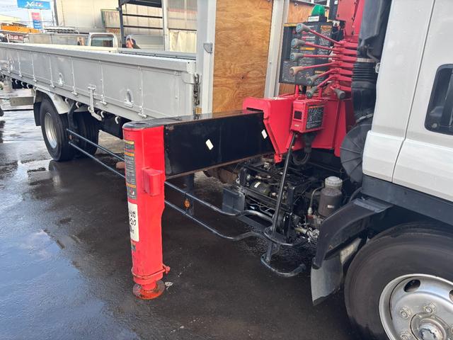 フォワード 　４段ラジコンクレーン　オートマ車　荷台内寸５４００×２１６０（27枚目）