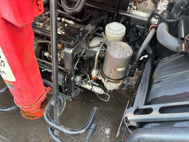 フォワード 　４段ラジコンクレーン　オートマ車　荷台内寸５４００×２１６０（28枚目）