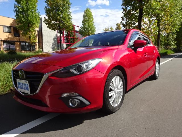 アクセラスポーツ １５Ｓツーリング　ナビＴＶ（フルセグ）キセノンライト　スマートキー２個　レーダークルーズコントロール　スマートシティブレーキサポート　レインセンサー　フォグランプ　ＡＦＳ　ＬＥＶ　車間距離制御システム　衝突軽減装置（2枚目）