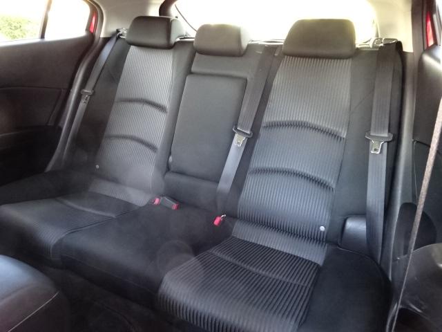 アクセラスポーツ １５Ｓツーリング　ナビＴＶ（フルセグ）キセノンライト　スマートキー２個　レーダークルーズコントロール　スマートシティブレーキサポート　レインセンサー　フォグランプ　ＡＦＳ　ＬＥＶ　車間距離制御システム　衝突軽減装置（9枚目）