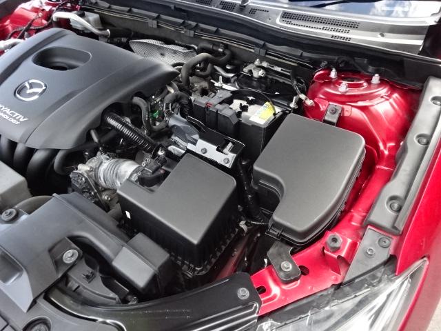 アクセラスポーツ １５Ｓツーリング　ナビＴＶ（フルセグ）キセノンライト　スマートキー２個　レーダークルーズコントロール　スマートシティブレーキサポート　レインセンサー　フォグランプ　ＡＦＳ　ＬＥＶ　車間距離制御システム　衝突軽減装置（25枚目）