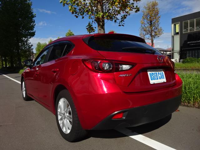 アクセラスポーツ １５Ｓツーリング　ナビＴＶ（フルセグ）キセノンライト　スマートキー２個　レーダークルーズコントロール　スマートシティブレーキサポート　レインセンサー　フォグランプ　ＡＦＳ　ＬＥＶ　車間距離制御システム　衝突軽減装置（60枚目）