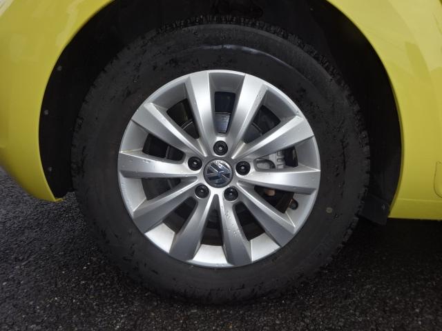 純正１６アルミ付きです