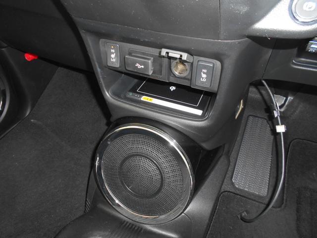 X あんしんパッケージ 純正ナビ フルセグTV HID スマートキー 衝突軽減ブレーキ(15枚目)