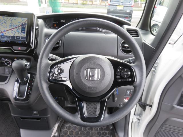 N-BOXカスタム L メモリーナビゲーション フルセグTV Bluetooth対応 バックカメラ LEDヘッドライト クルーズコントロール 両側スライド片側電動ドア シートヒーター アイドリングストップ 衝突軽減ブレーキ(13枚目)