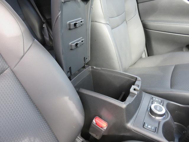 エクストレイル ２０Ｘ　エマージェンシーブレーキパッケージ　ＳＤナビゲーション　フルセグＴＶ　Ｂｌｕｅｔｏｏｔｈ対応　バックカメラ　ＬＥＤヘッドライト　ＥＴＣ車載器　シートヒーター　アイドリングストップ　運転席助手席エアバック　スマートキー　衝突軽減ブレーキ（28枚目）