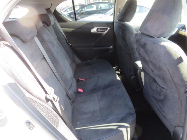 ＣＴ ＣＴ２００ｈ　バージョンＣ　ＨＤＤナビゲーション　フルセグＴＶ　Ｂｌｕｅｔｏｏｔｈ対応　バックカメラ　ＥＴＣ車載器　シートヒーター　クルーズコントロール　アイドリングストップ　スマートキー　プッシュスタート（11枚目）