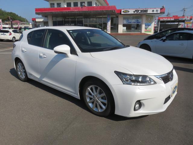 ＣＴ ＣＴ２００ｈ　バージョンＣ　ＨＤＤナビゲーション　フルセグＴＶ　Ｂｌｕｅｔｏｏｔｈ対応　バックカメラ　ＥＴＣ車載器　シートヒーター　クルーズコントロール　アイドリングストップ　スマートキー　プッシュスタート（41枚目）