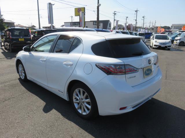 ＣＴ ＣＴ２００ｈ　バージョンＣ　ＨＤＤナビゲーション　フルセグＴＶ　Ｂｌｕｅｔｏｏｔｈ対応　バックカメラ　ＥＴＣ車載器　シートヒーター　クルーズコントロール　アイドリングストップ　スマートキー　プッシュスタート（44枚目）