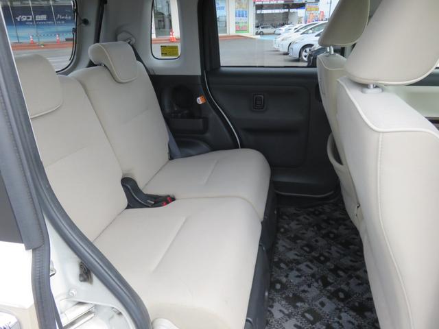 ムーヴキャンバス Ｇメイクアップ　ＳＡＩＩ　ＳＤナビゲーション　フルセグＴＶ　Ｂｌｕｅｔｏｏｔｈ対応　バックカメラ　ＬＥＤヘッドライト　両側パワースライドドア　ベンチシート　運転席助手席エアバック　アイドリングストップ　衝突軽減ブレーキ（11枚目）