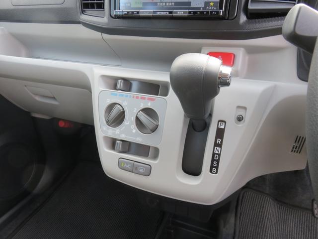 ミライース Ｘ　ＳＡＩＩＩ　ＳＤナビゲーション　ワンセグＴＶ　ＬＥＤヘッドライト　運転席助手席エアバック　横滑防止　衝突安全ボディ　オートライト　ＡＢＳ　キーレスエントリー　衝突軽減ブレーキ（19枚目）