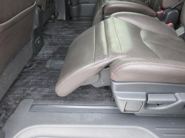 エルグランド 350ハイウェイスタープレミアム HDDナビゲーション フルセグTV Bluetooth対応 アラウンドビューモニター クルーズコントロール サンルーフ 両側パワースライドドア パワーバックドア ETC スマートキー プッシュスタート(33枚目)