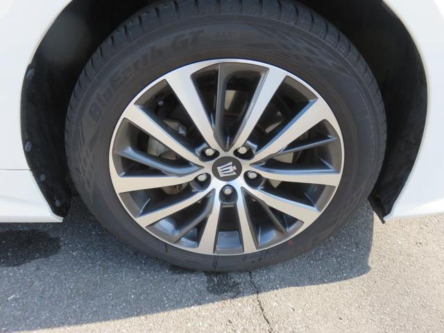 クラウンハイブリッド Ｓ　メモリーナビゲーション　フルセグＴＶ　Ｂｌｕｅｔｏｏｔｈ対応　バックカメラ　ＬＥＤヘッドライト　クルーズコントロール　ＥＴＣ車載器　パワーシート　アイドリングストップ　スマートキー　衝突軽減ブレーキ（44枚目）