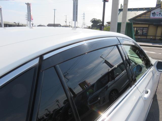 クラウンハイブリッド Ｓ　メモリーナビゲーション　フルセグＴＶ　Ｂｌｕｅｔｏｏｔｈ対応　バックカメラ　ＬＥＤヘッドライト　クルーズコントロール　ＥＴＣ車載器　パワーシート　アイドリングストップ　スマートキー　衝突軽減ブレーキ（51枚目）