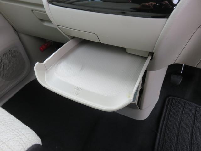 ルークス Ｘ　ＳＤナビゲーション　フルセグＴＶ　Ｂｌｕｅｔｏｏｔｈ対応　アラウンドビューモニター　両側スライド片側電動ドア　衝突安全ボディ　アイドリングストップ　スマートキー　プッシュスタート　衝突軽減ブレーキ（22枚目）