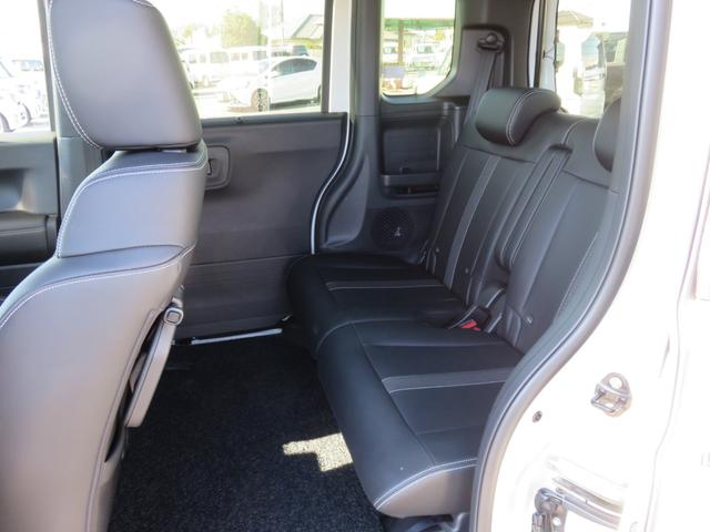 N-BOXカスタム ターボコーディネートスタイル 純正ディスプレイオーディオ Bluetooth対応 バックカメラ LEDヘッドライト ETC車載器 クルーズコントロール 両側パワースライドドア アイドリングストップ シートヒーター 衝突軽減ブレーキ(9枚目)