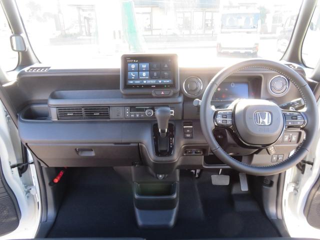 N-BOXカスタム ターボコーディネートスタイル 純正ディスプレイオーディオ Bluetooth対応 バックカメラ LEDヘッドライト ETC車載器 クルーズコントロール 両側パワースライドドア アイドリングストップ シートヒーター 衝突軽減ブレーキ(12枚目)