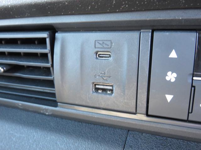 N-BOXカスタム ターボコーディネートスタイル 純正ディスプレイオーディオ Bluetooth対応 バックカメラ LEDヘッドライト ETC車載器 クルーズコントロール 両側パワースライドドア アイドリングストップ シートヒーター 衝突軽減ブレーキ(24枚目)