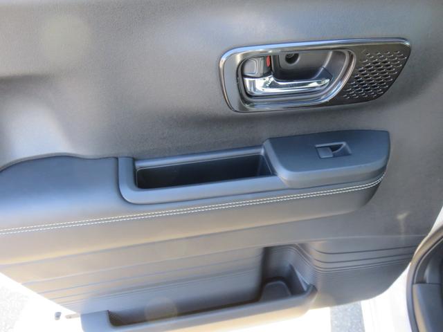 N-BOXカスタム ターボコーディネートスタイル 純正ディスプレイオーディオ Bluetooth対応 バックカメラ LEDヘッドライト ETC車載器 クルーズコントロール 両側パワースライドドア アイドリングストップ シートヒーター 衝突軽減ブレーキ(29枚目)