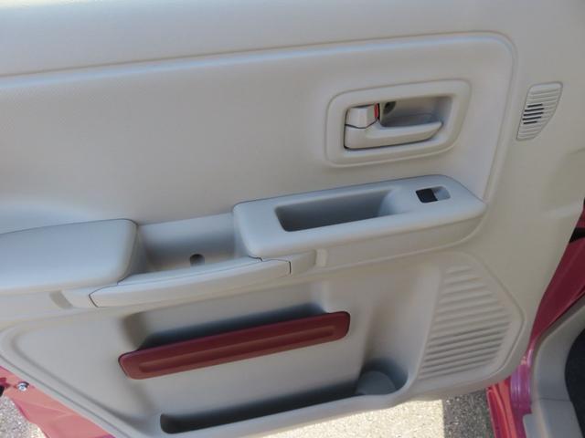 スペーシア ハイブリッドＸ　ＳＤナビゲーション　フルセグＴＶ　Ｂｌｕｅｔｏｏｔｈ対応　バックカメラ　両側パワースライドドア　シ－トヒ－タ－　ワンオ－ナ－　ＥＴＣ車載器　スマートキー　プッシュスタート　衝突軽減ブレーキ（28枚目）